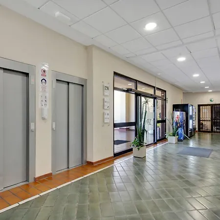 Cosy Communal Heated Pool * 洛斯克里斯蒂亚诺斯