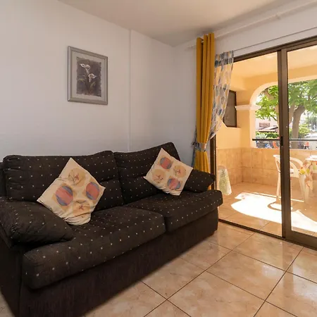 Cosy Communal Heated Pool Apartament Los Cristianos (Tenerife)