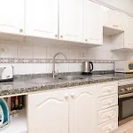 Cosy Communal Heated Pool Апартаменты Лос Кристианос