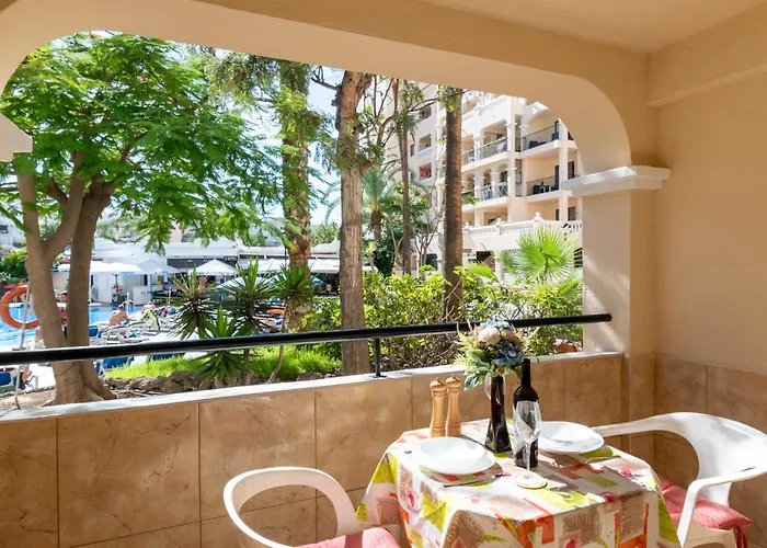 Appartement Cosy Communal Heated Pool Los Cristianos (Tenerife)
